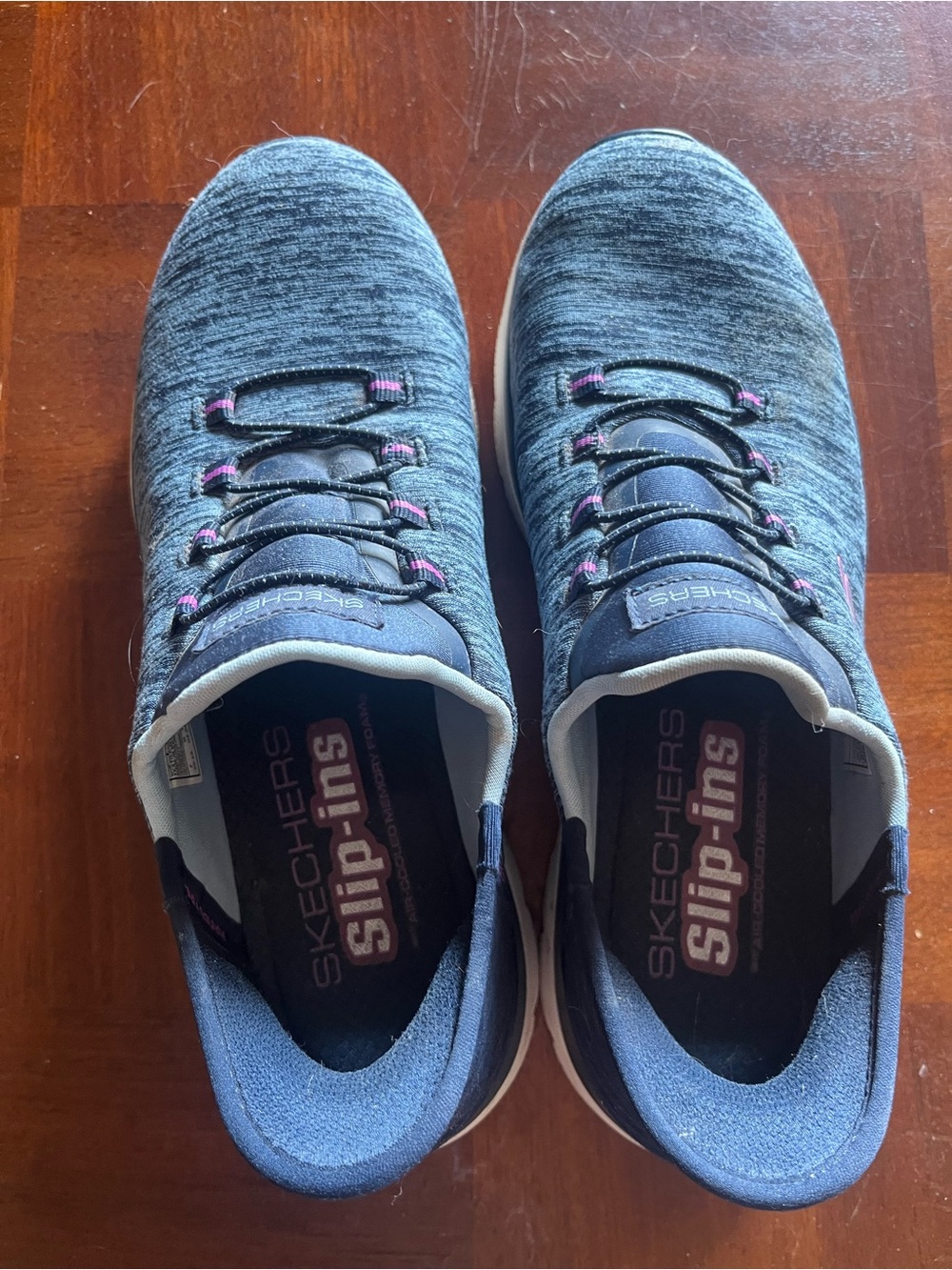 Skechers Women's/ Men's Navy Heathered Slip-On Sneakers with Pink Accent